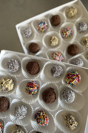 מגש כדורי שוקולד